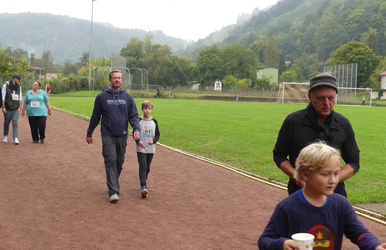 Bild vom 13. Benefizlauf im Jahr 2022. Dies ist das 383. Bild.